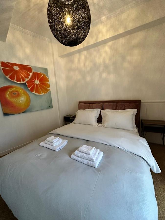 Cozy Apartment At Gazi Square Atena Exterior foto
