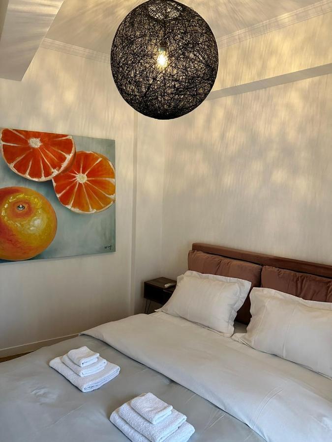 Cozy Apartment At Gazi Square Atena Exterior foto